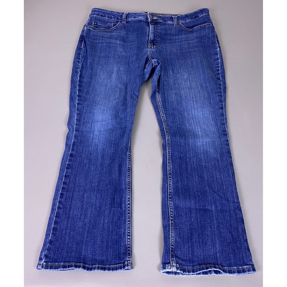 Lee Bootcut Jeans Women's Size 18S/C Medium Wash Blue Mid Rise Stretch Denim *